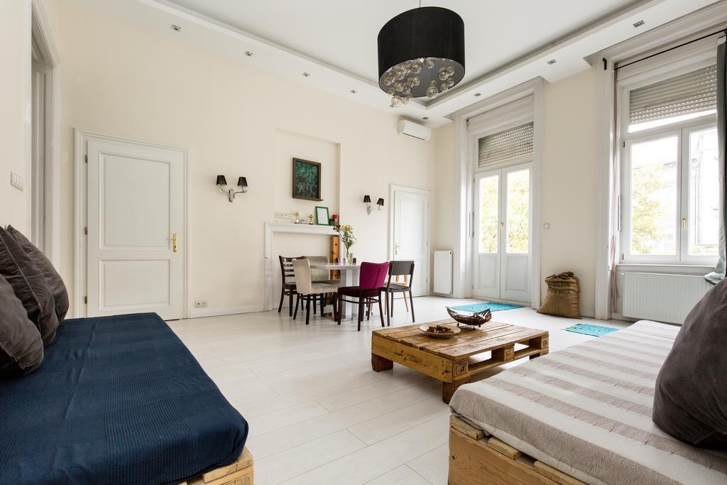 Jozsef63 Apartment บูดาเปสต์ ภายนอก รูปภาพ