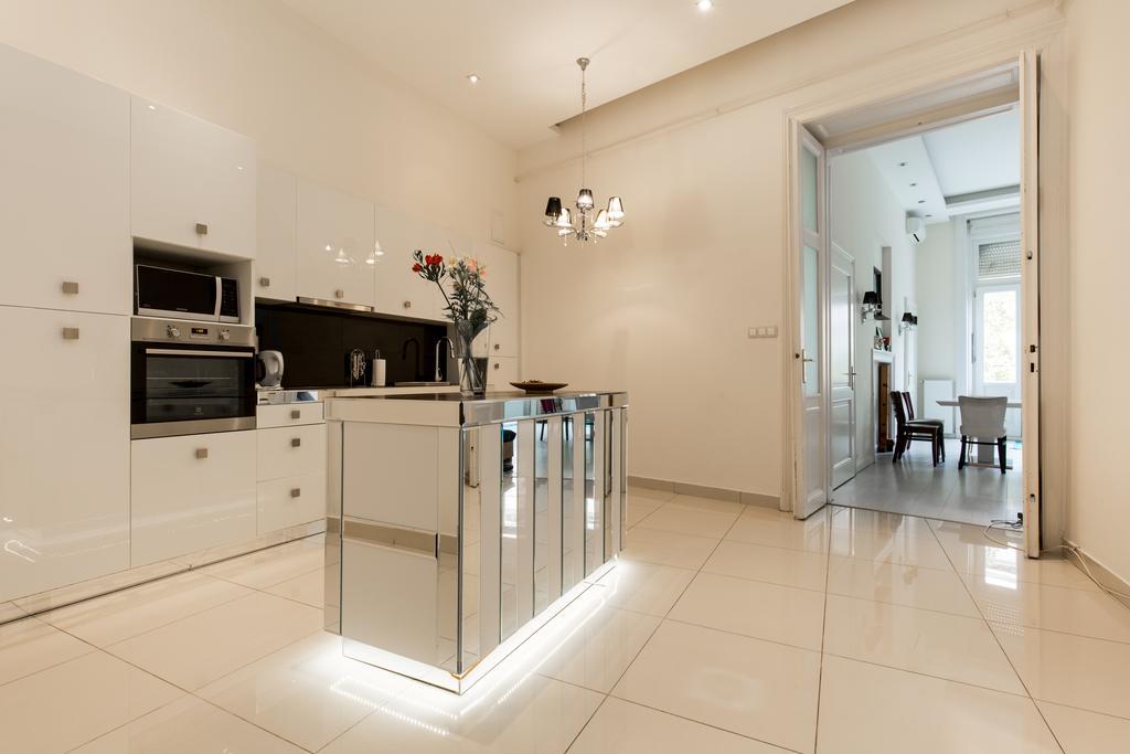 Jozsef63 Apartment บูดาเปสต์ ภายนอก รูปภาพ